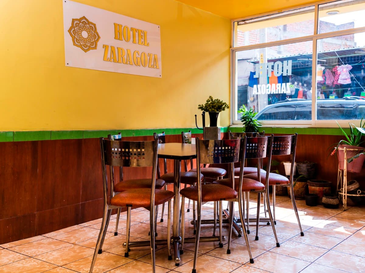 Hotel Zaragoza galeria inferior 2